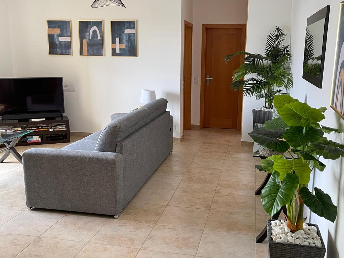 Lucas House 3 - Garden Apartment لاغوس المظهر الخارجي الصورة