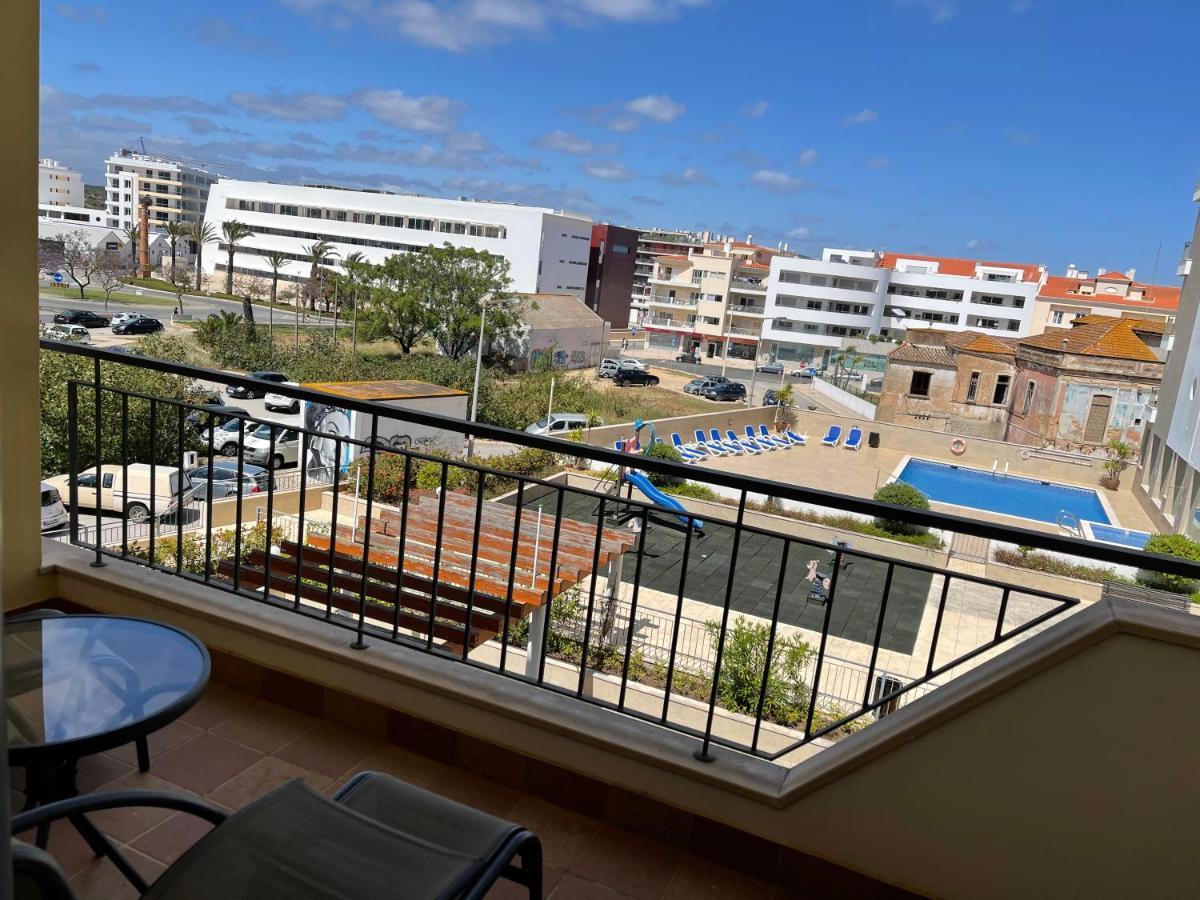 Lucas House 3 - Garden Apartment لاغوس المظهر الخارجي الصورة